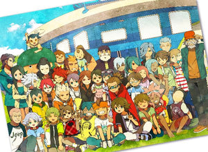Stor grupp animefigurer från Inazuma Eleven framför en blå buss