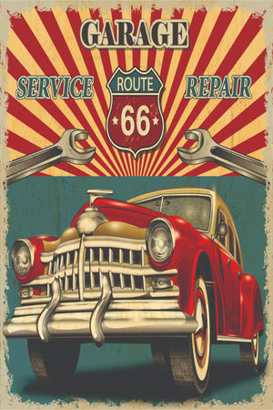 Retroskylt med en röd 40-talsbil, Route 66-sköld och texten Garage Service Repair